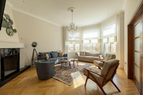 Kolonaki Chic Haven - A Downtown Retreat